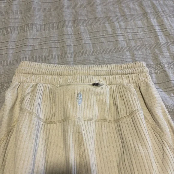 FP Movement Cream Lounge Pant - Picture 5 of 9